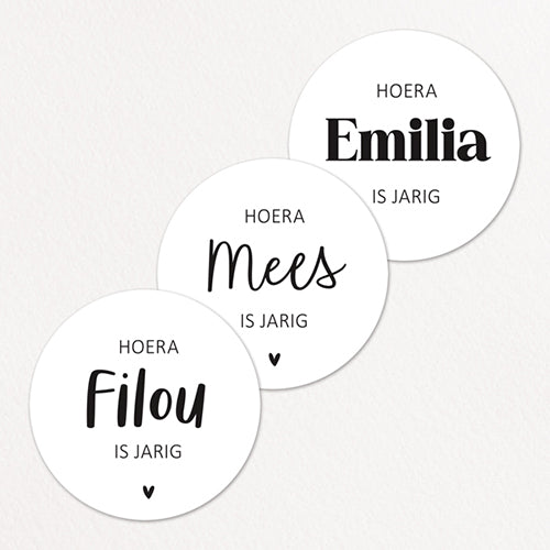 Stickers op maat | Hoera + naam is jarig | 10 stuks